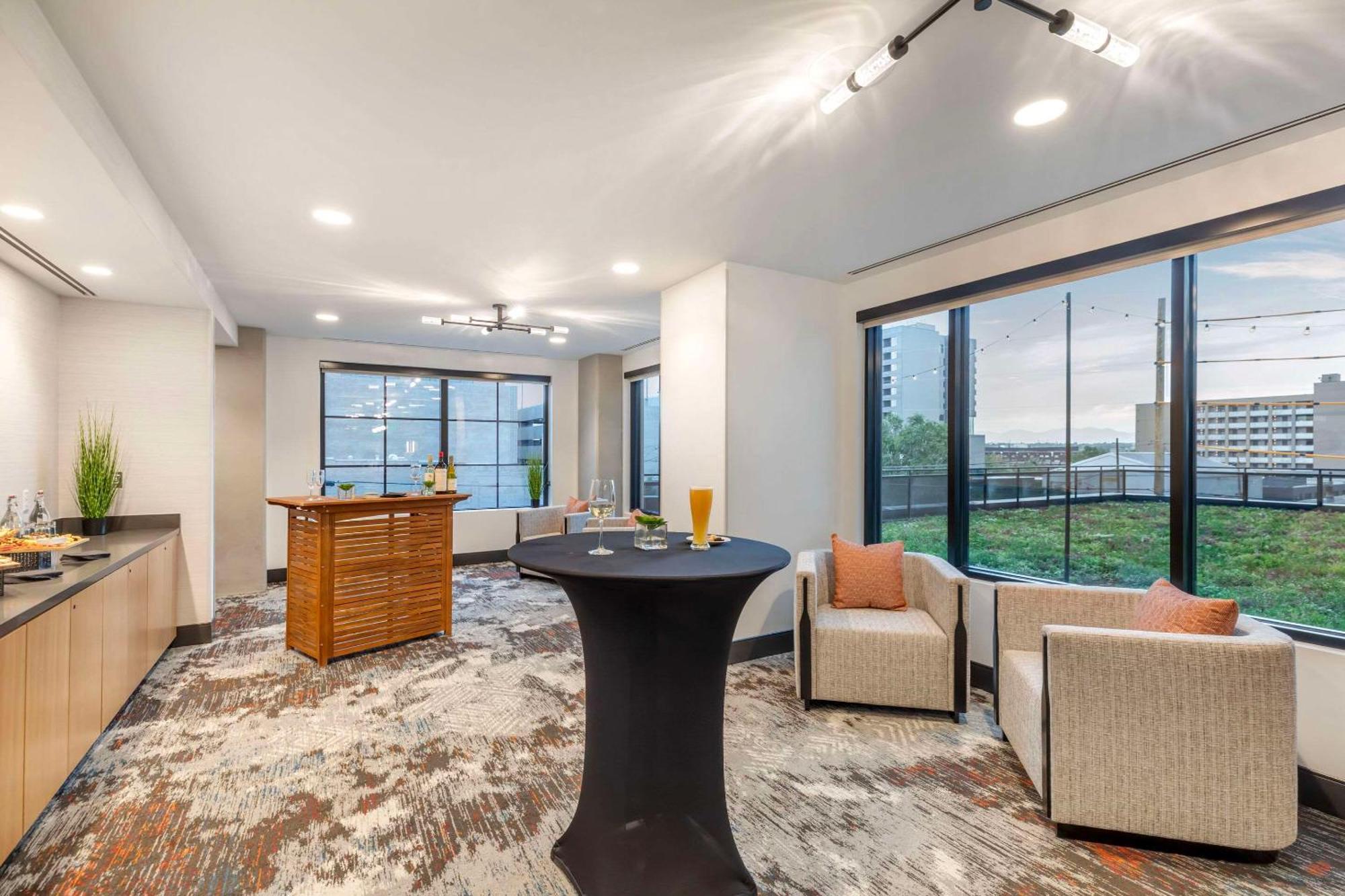 Cambria Hotel Denver Downtown Rino Екстер'єр фото