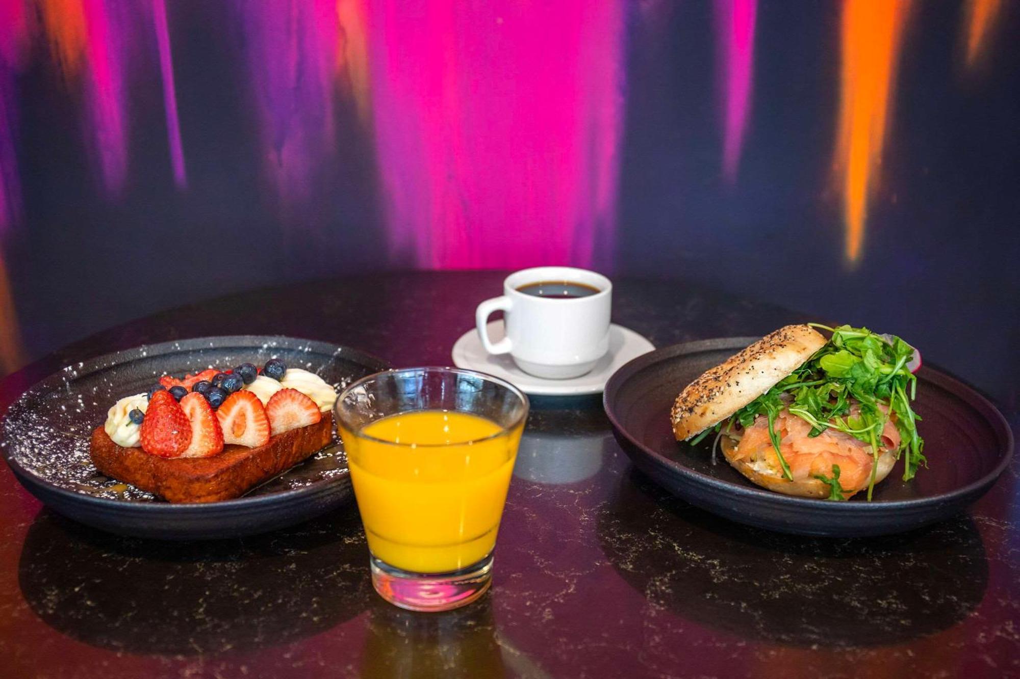 Cambria Hotel Denver Downtown Rino Екстер'єр фото